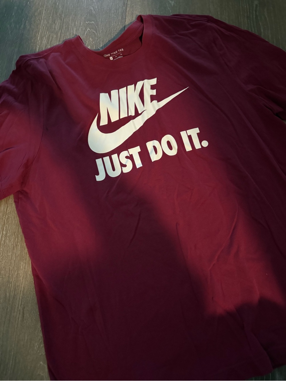 Nike Shirt Men’s Big Swoosh Logo Graphic Tee T-Shirt Sportswear